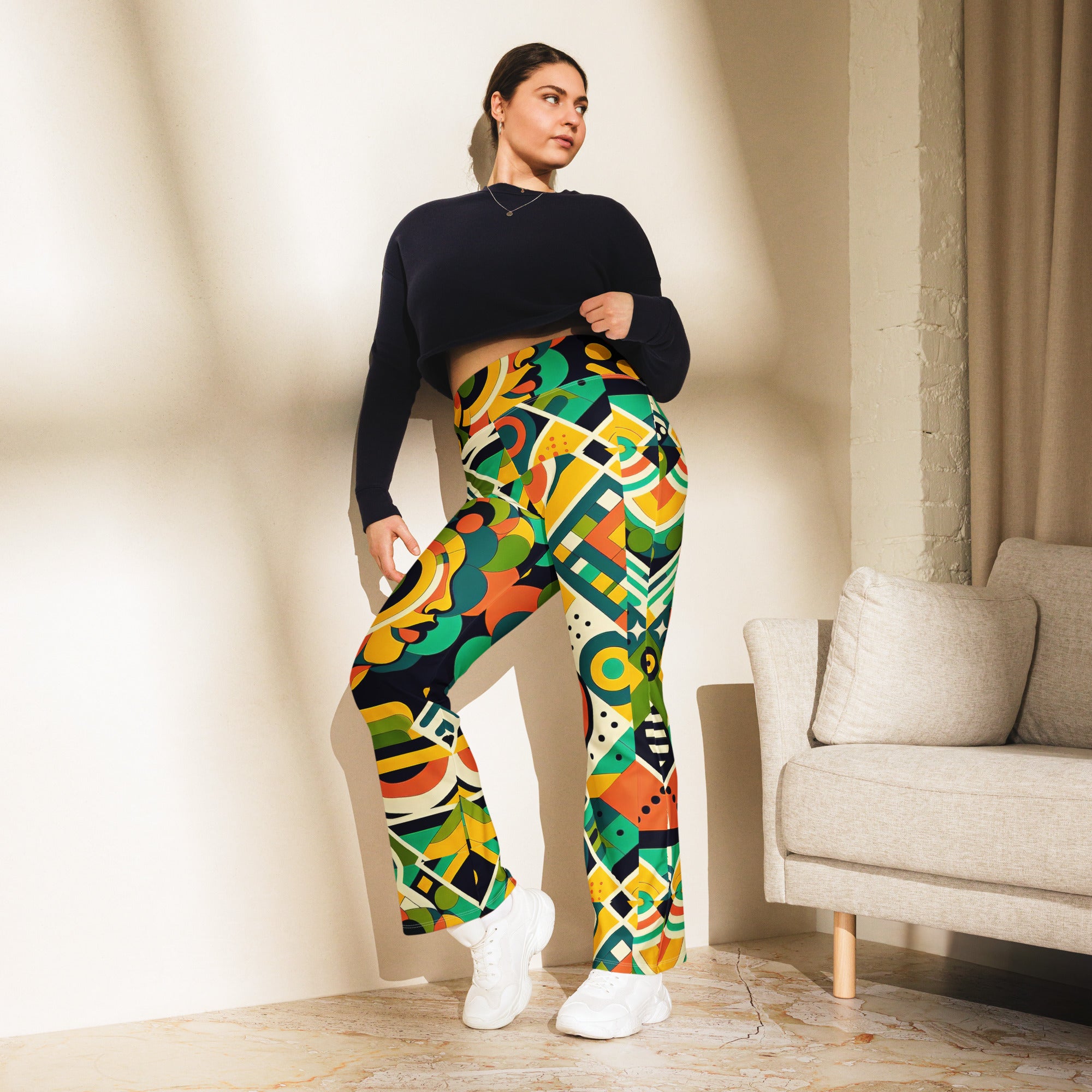 Abstract Woman Flare leggings